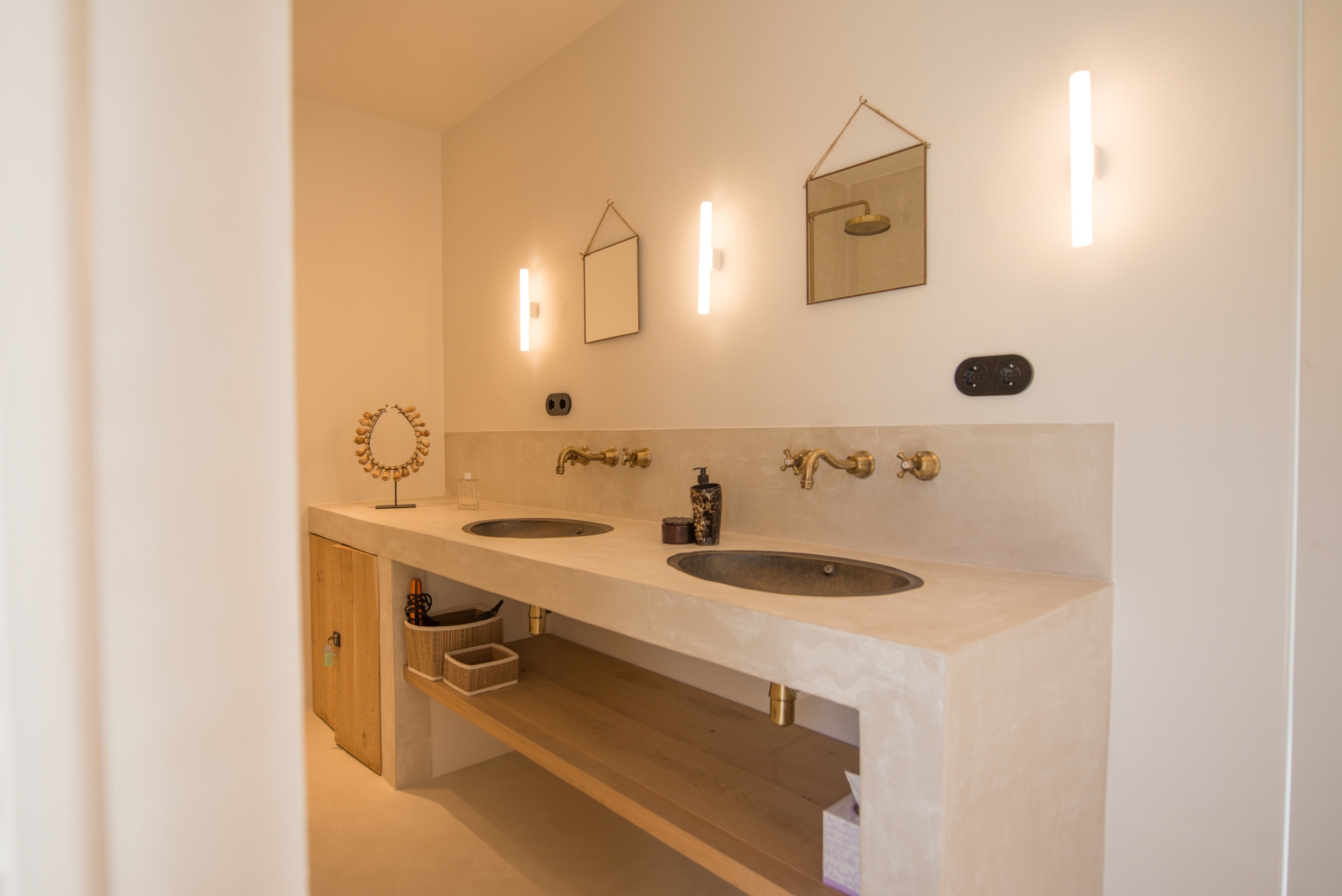 Sophia, Cala Tarida 43