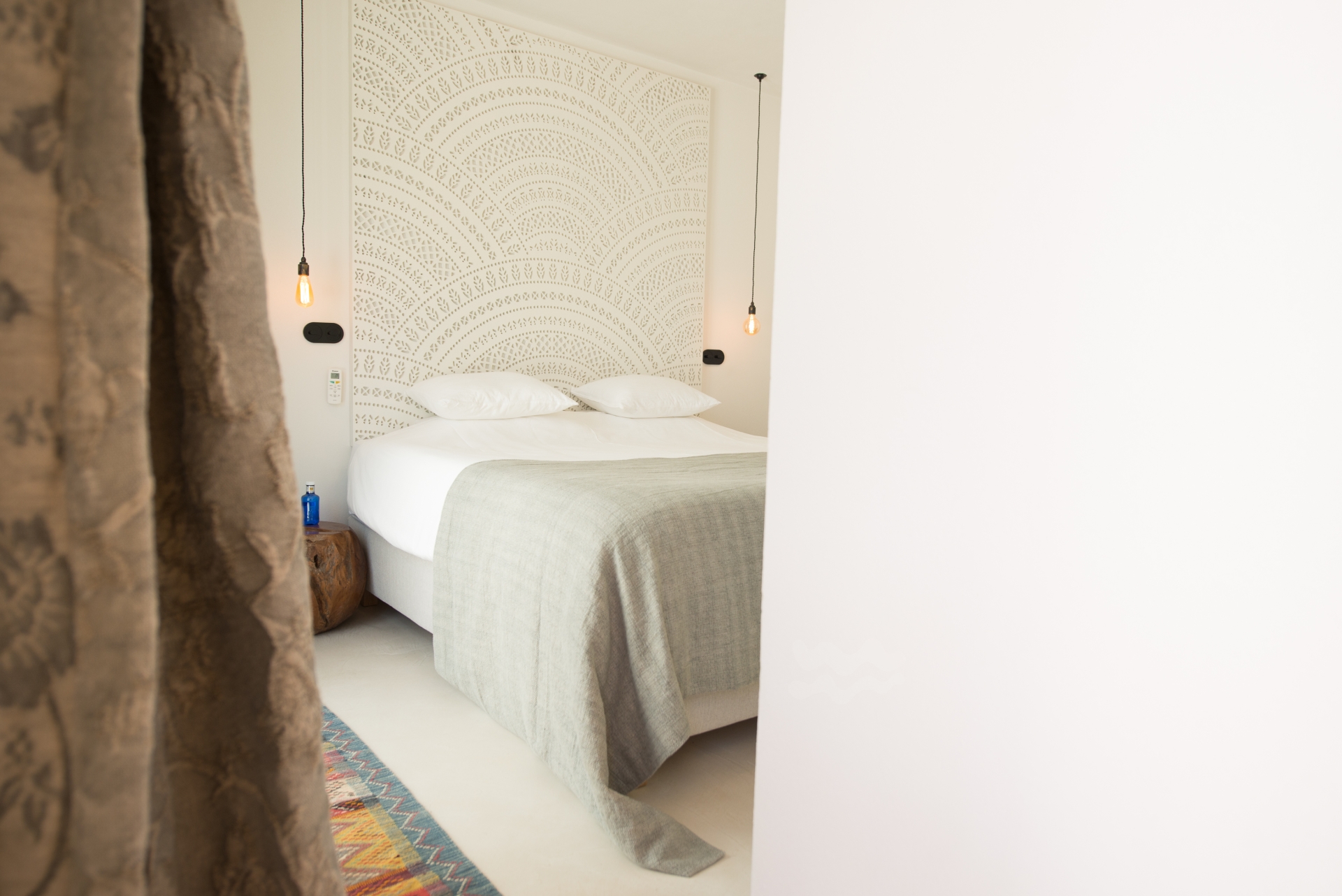 Sophia, Cala Tarida 65