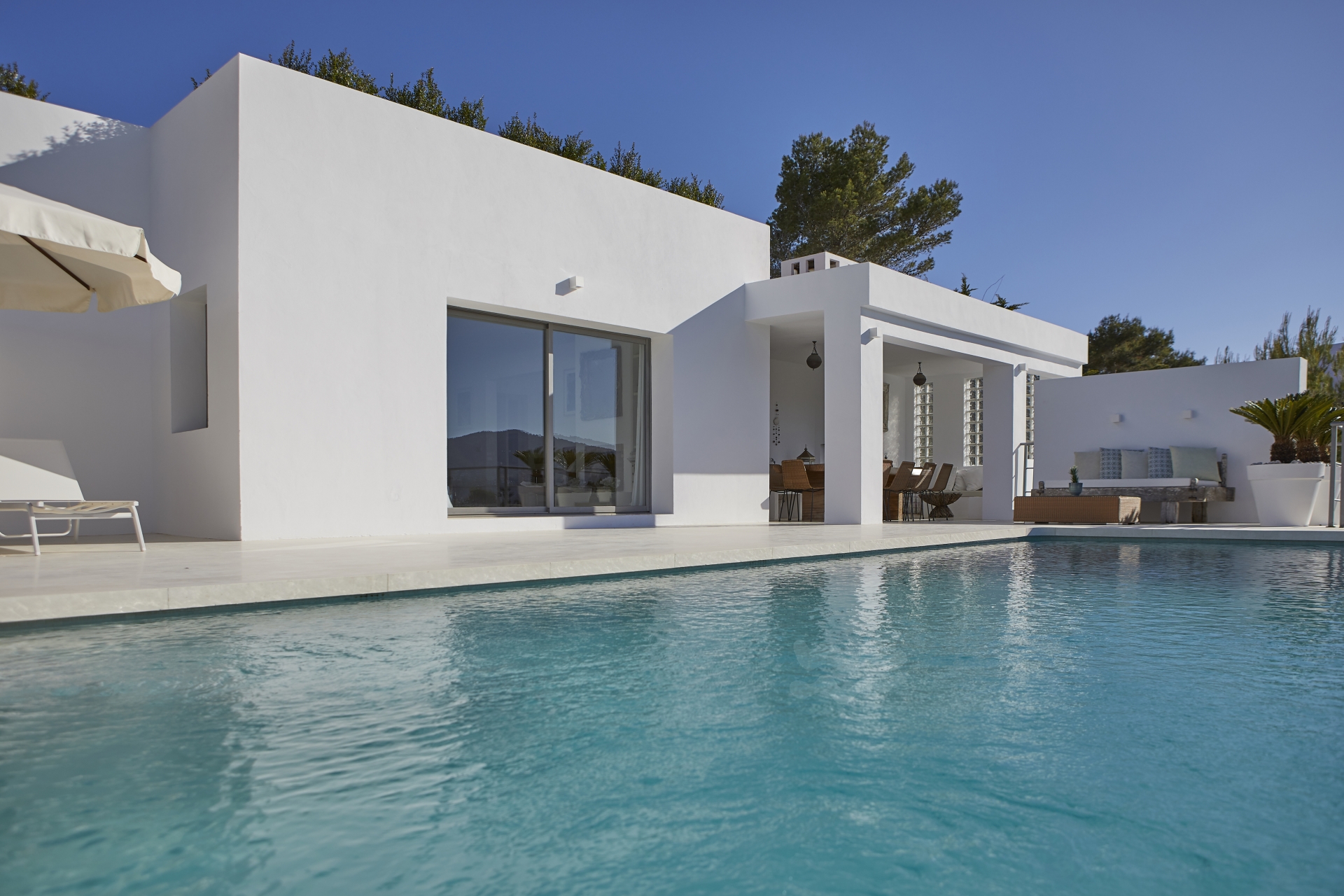 Bonnie, Cala Jondal 1