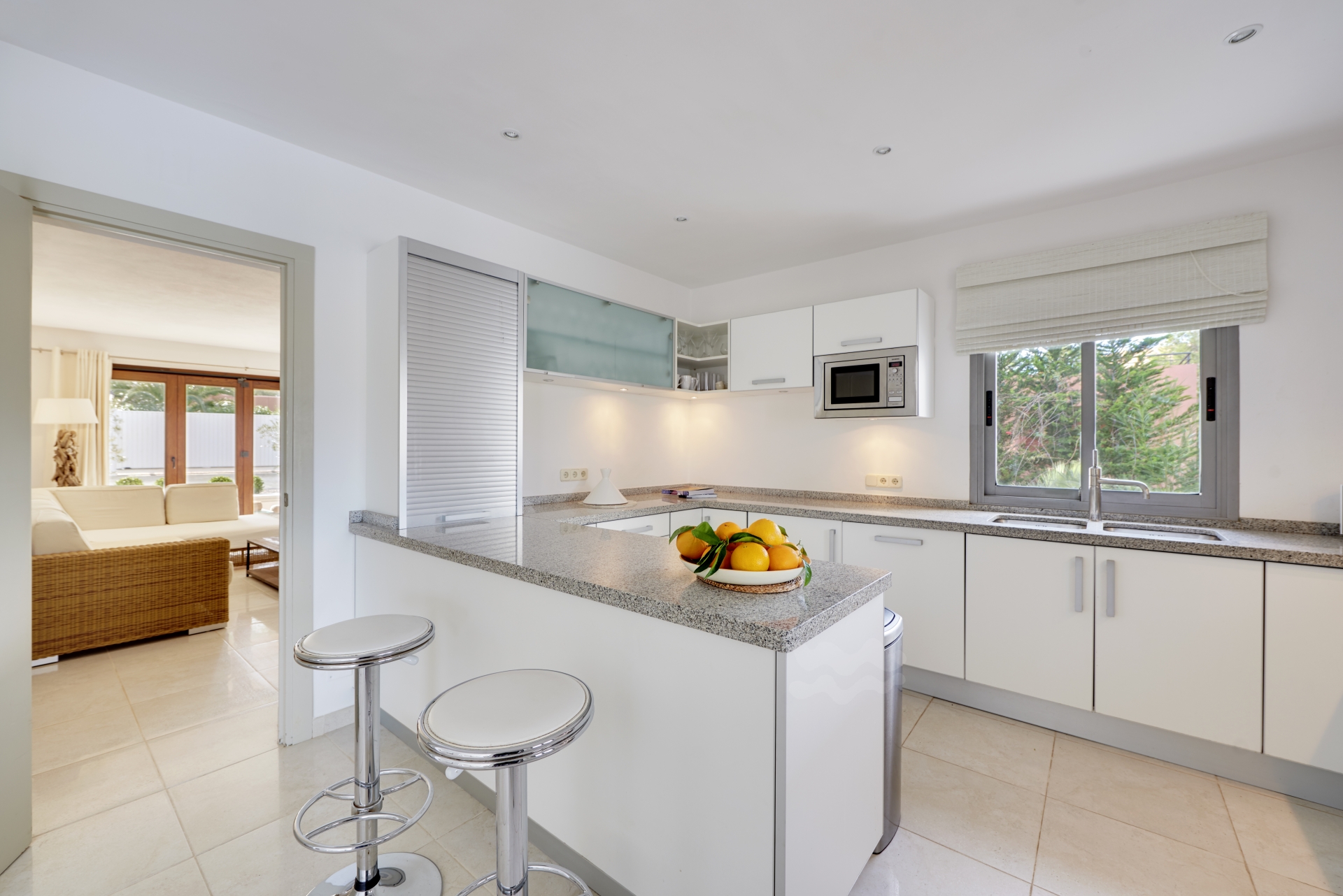 Bonnie, Cala Jondal 14