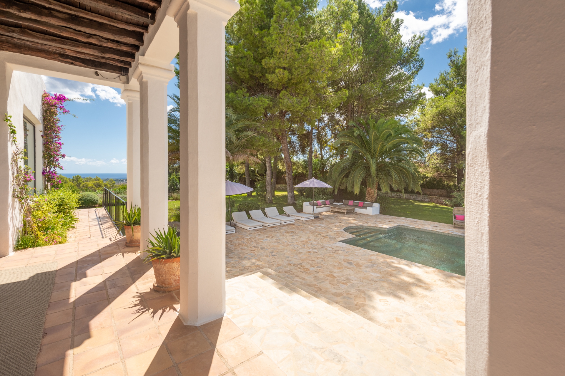 Nuria, Santa Gertrudis 4