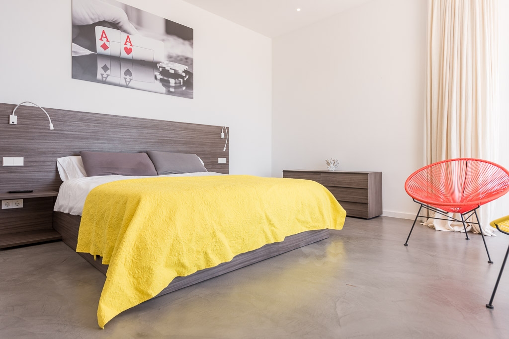 Audrey, Roca Llisa 26