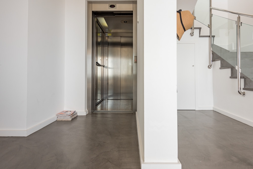 Audrey, Roca Llisa 55