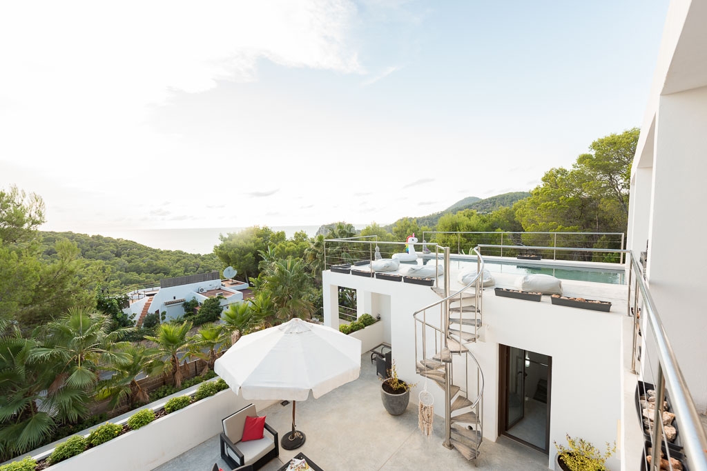 Lily, Cala Salada 50