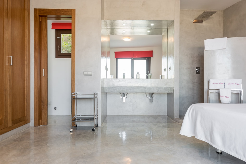 Lily, Cala Salada 63