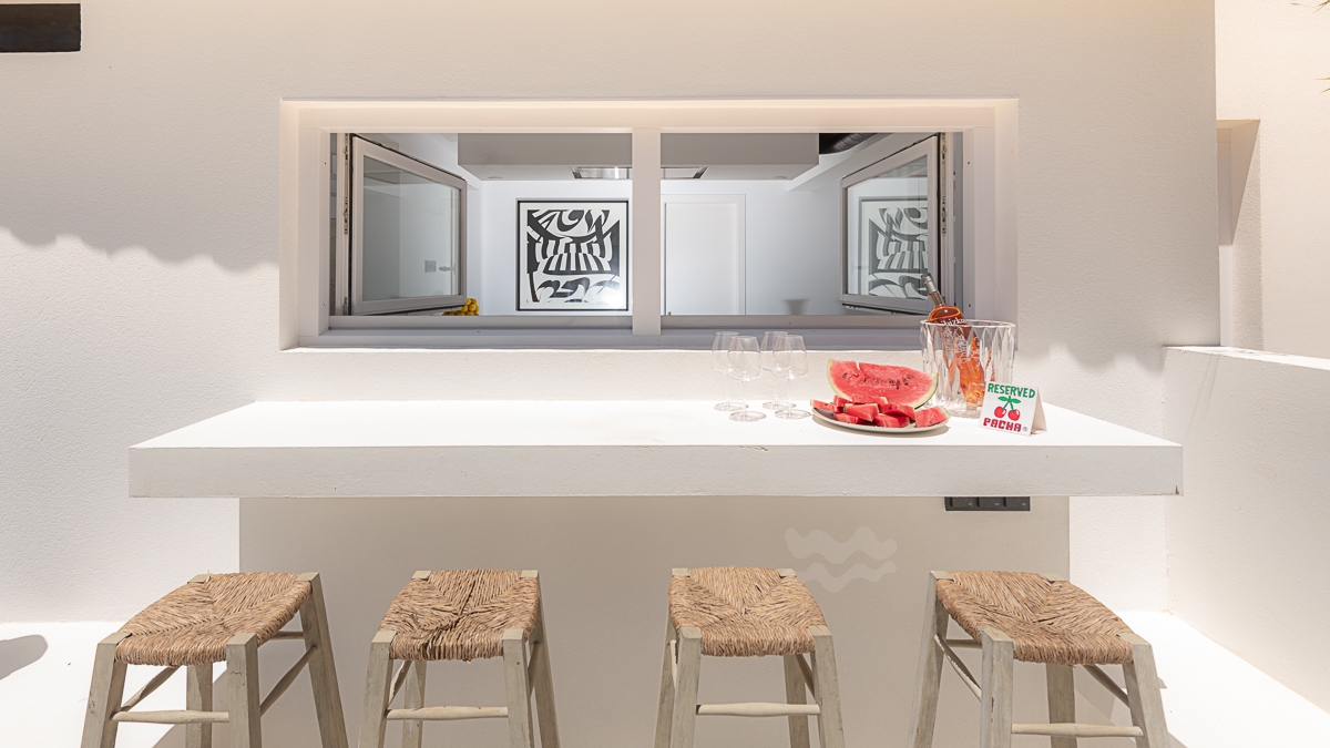 Blake, Can Furnet 10