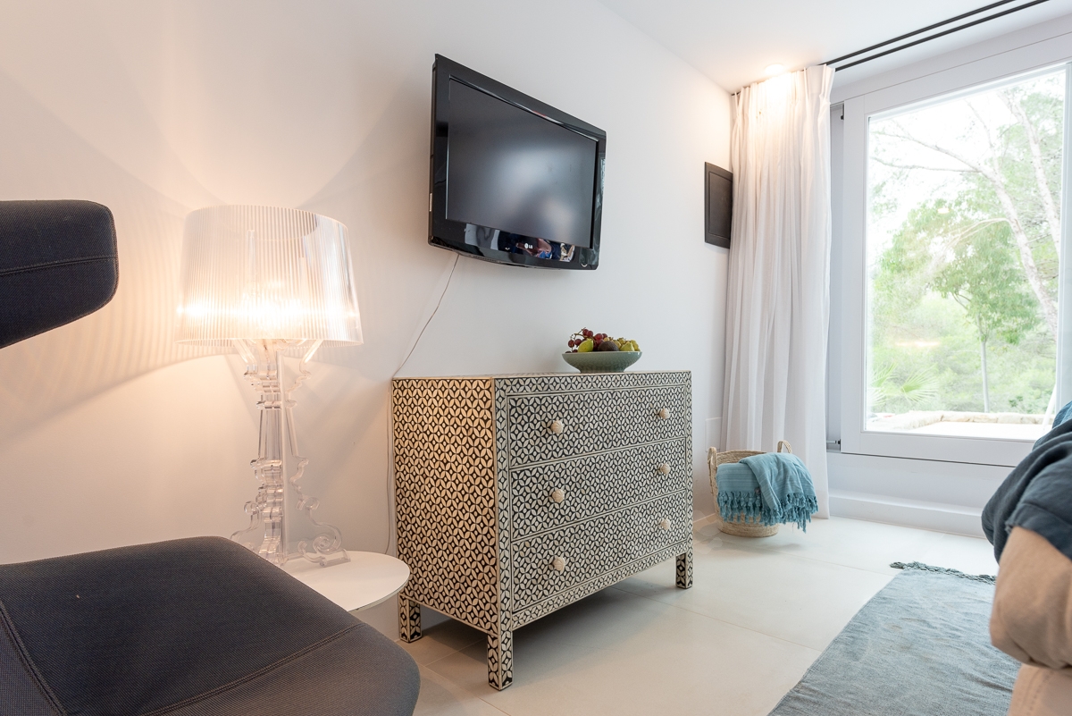 Blake, Can Furnet 104