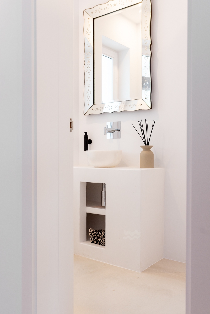 Blake, Can Furnet 107