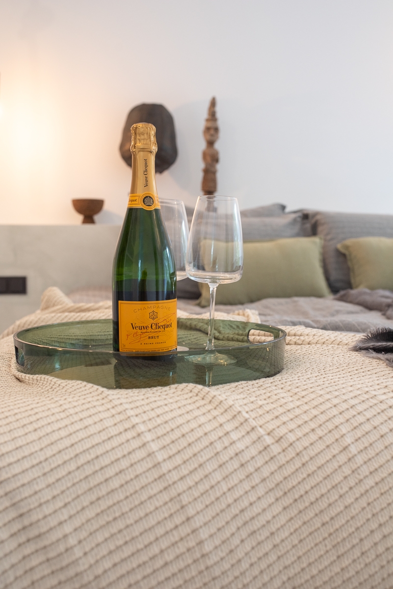 Blake, Can Furnet 114