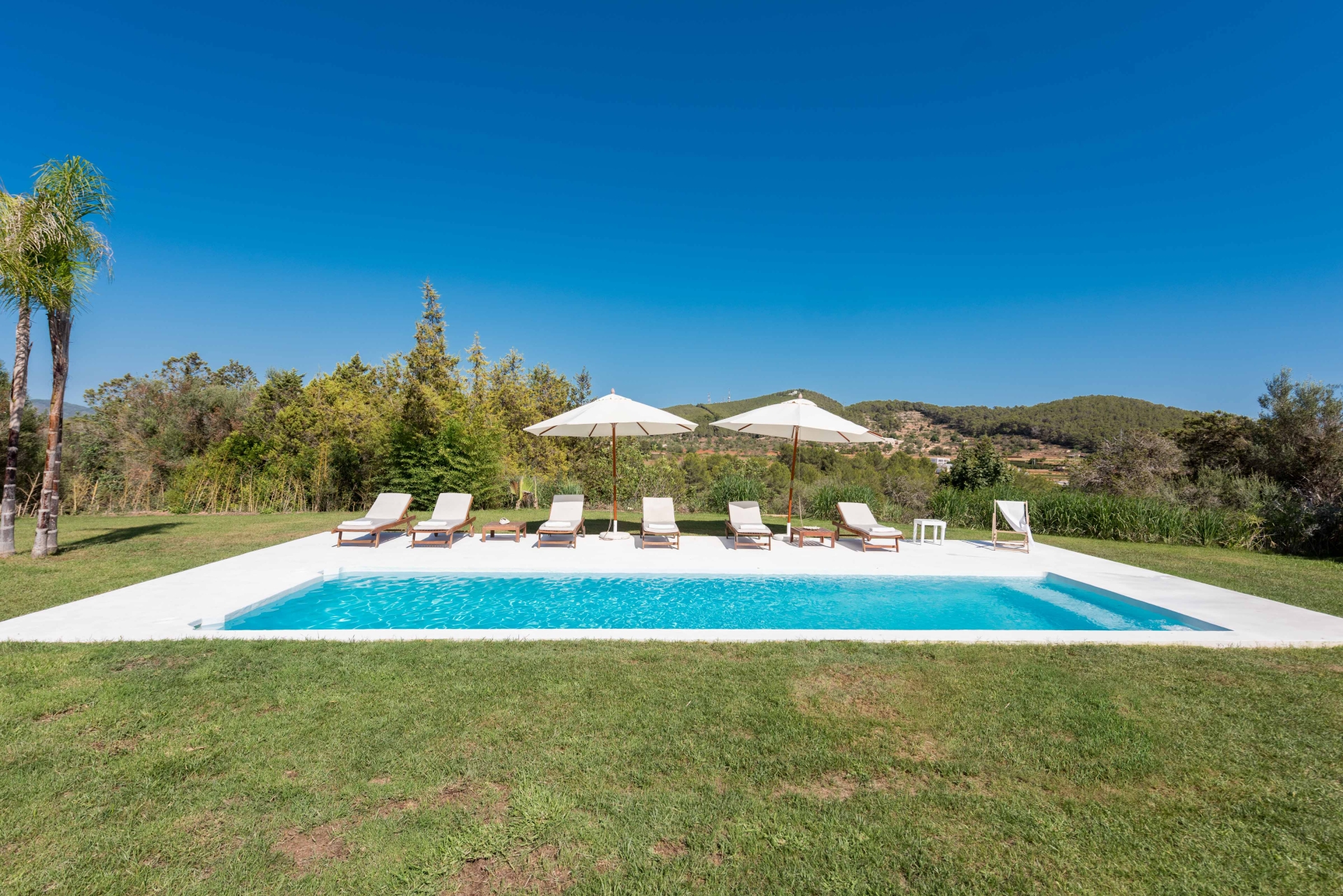 Aurora, Santa Gertrudis 3