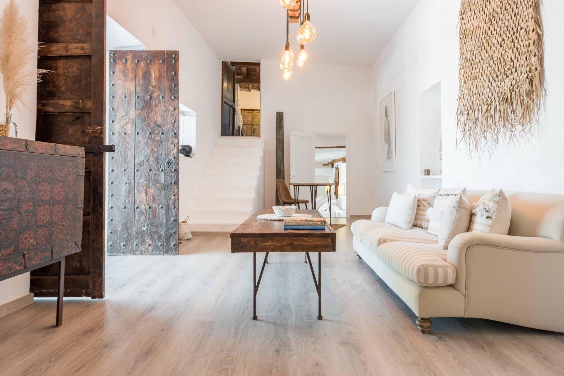 Aurora, Santa Gertrudis 33