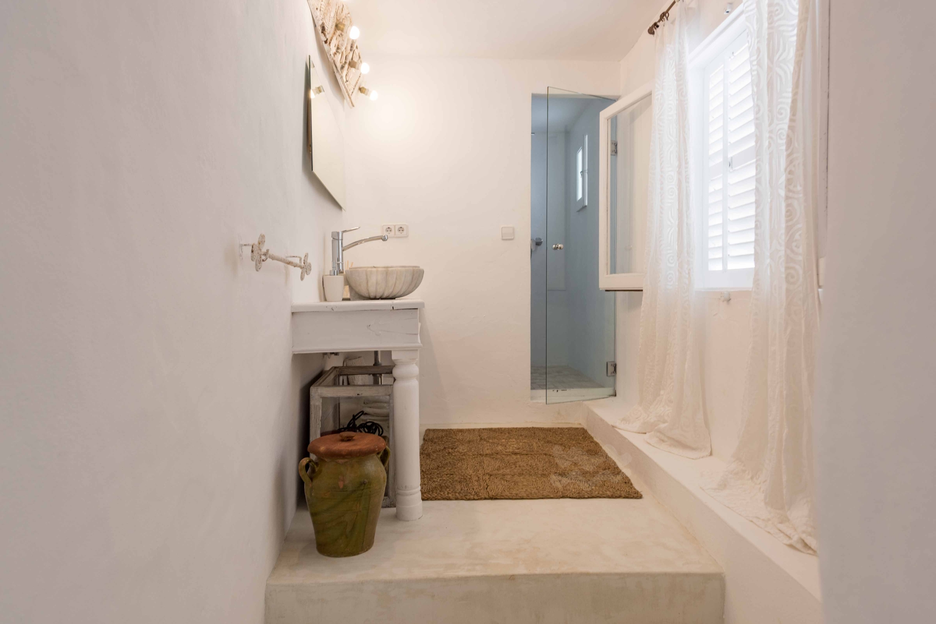 Aurora, Santa Gertrudis 63