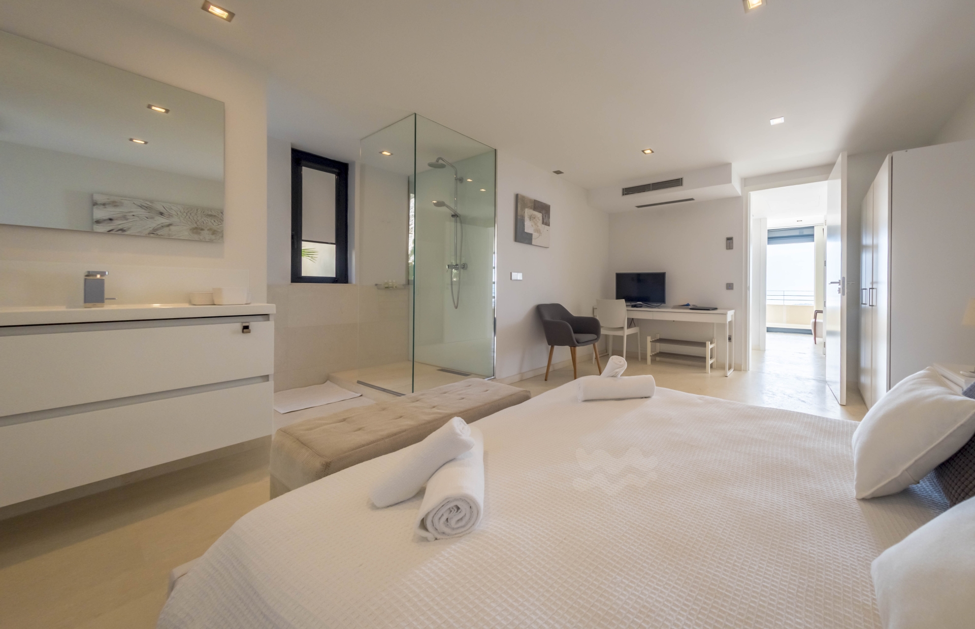 Rowan, Can Pep Simo 46