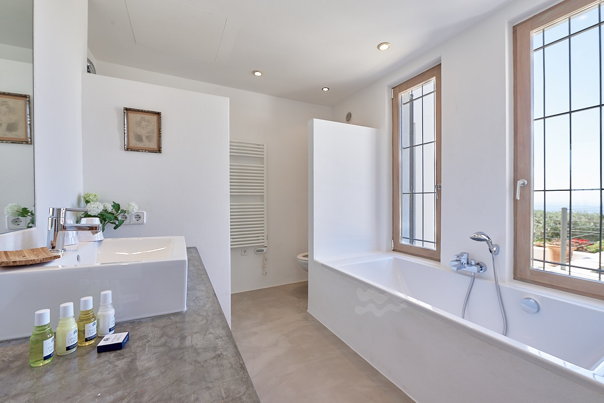 Villa Josie, Cala Tarida 31