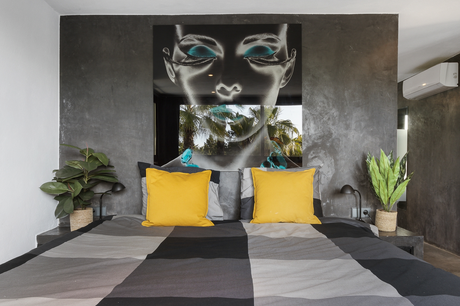 Zoe, Sant Antonio 58