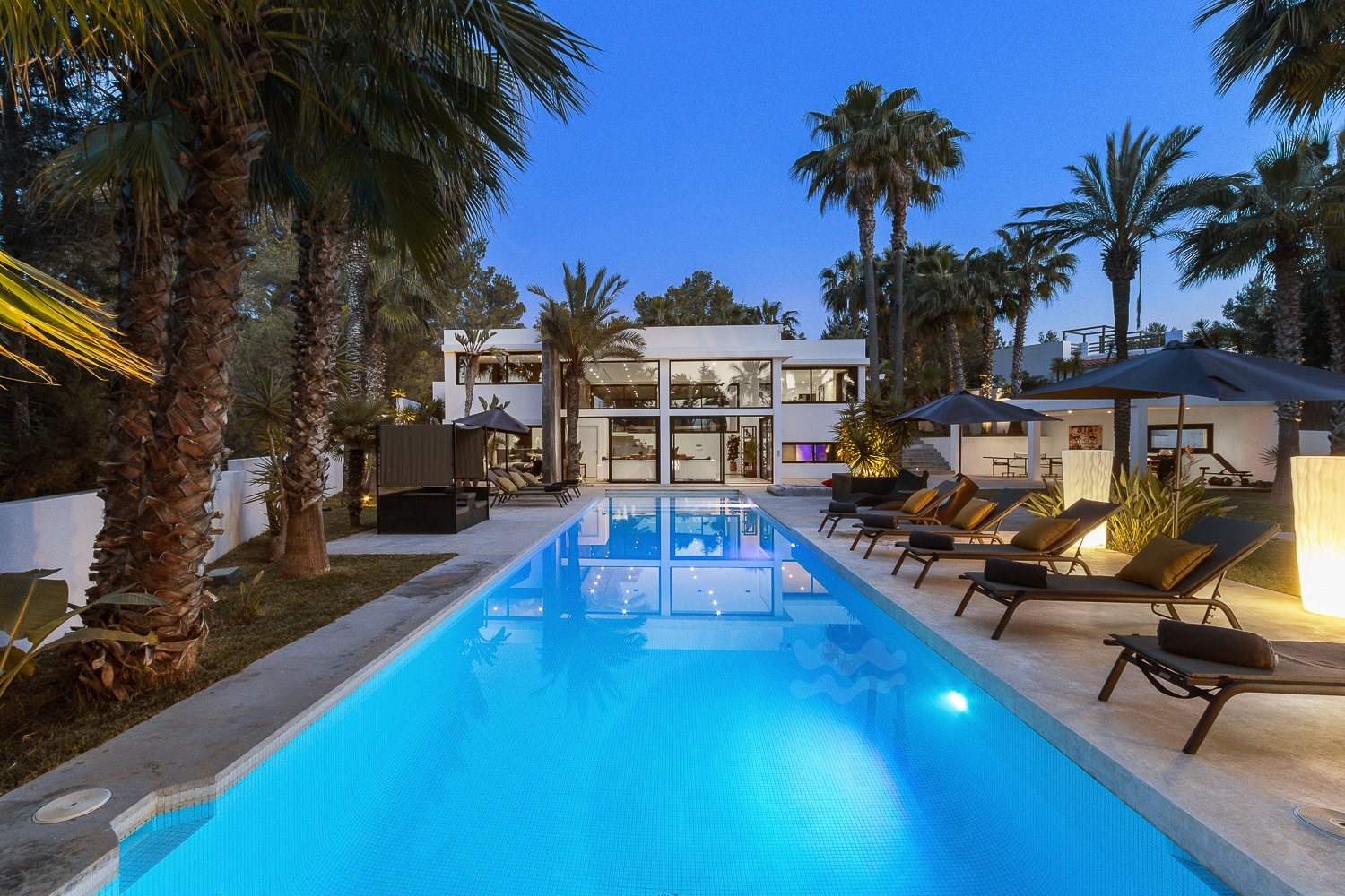 Zoe, Sant Antonio 87