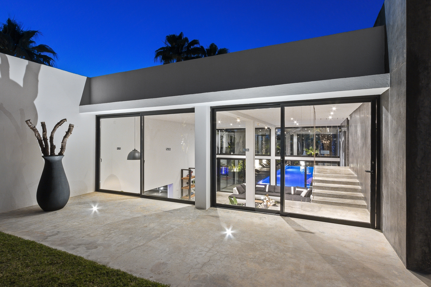 Zoe, Sant Antonio 93