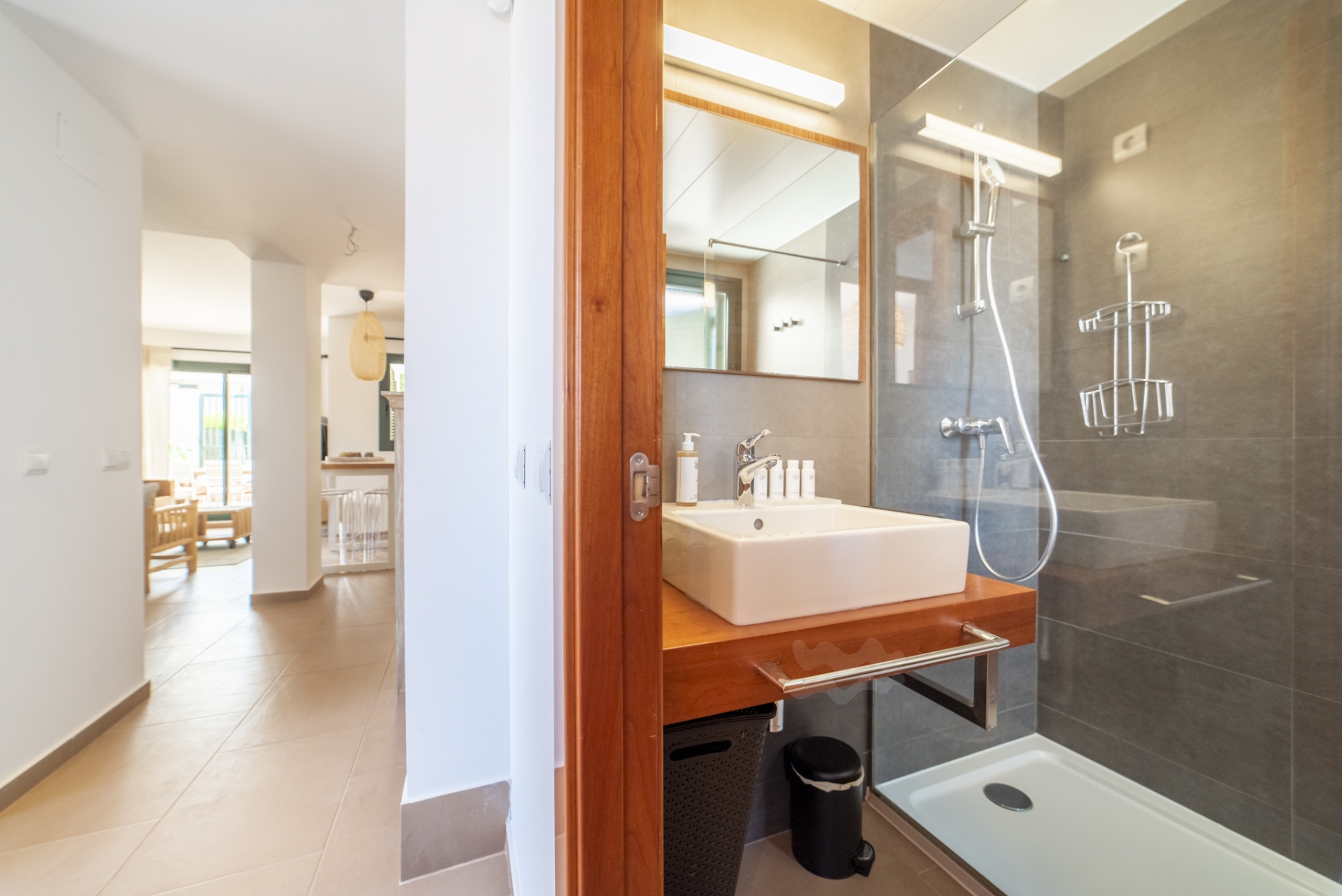 Floor, Cala Tarida 22