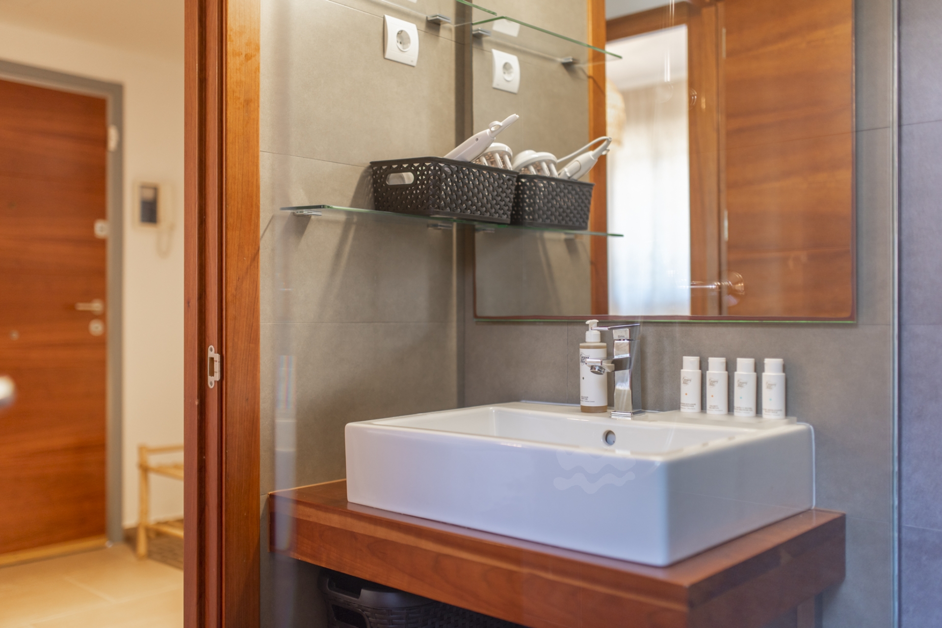 Nienke, Cala Tarida 21