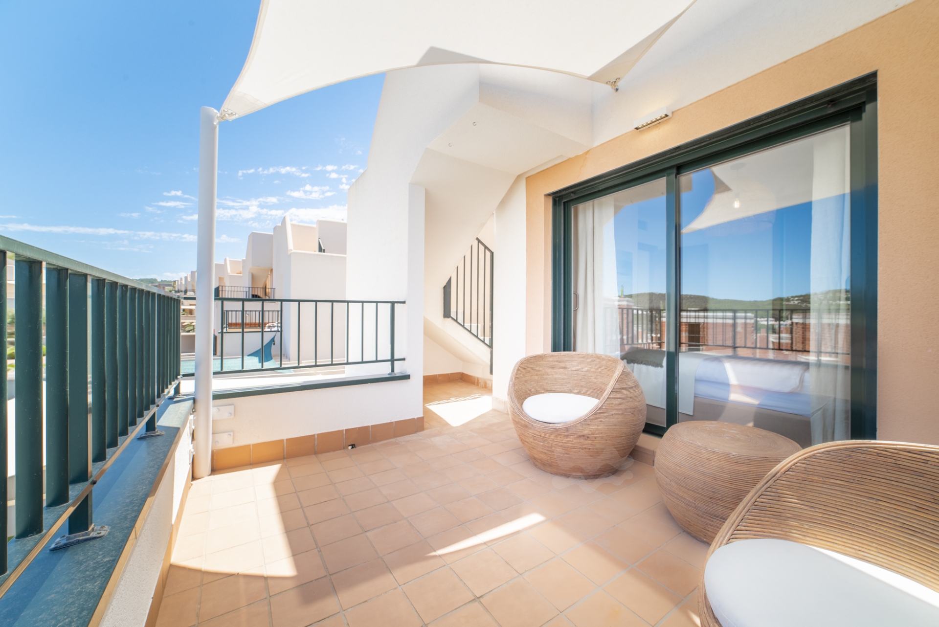 Nienke, Cala Tarida 43