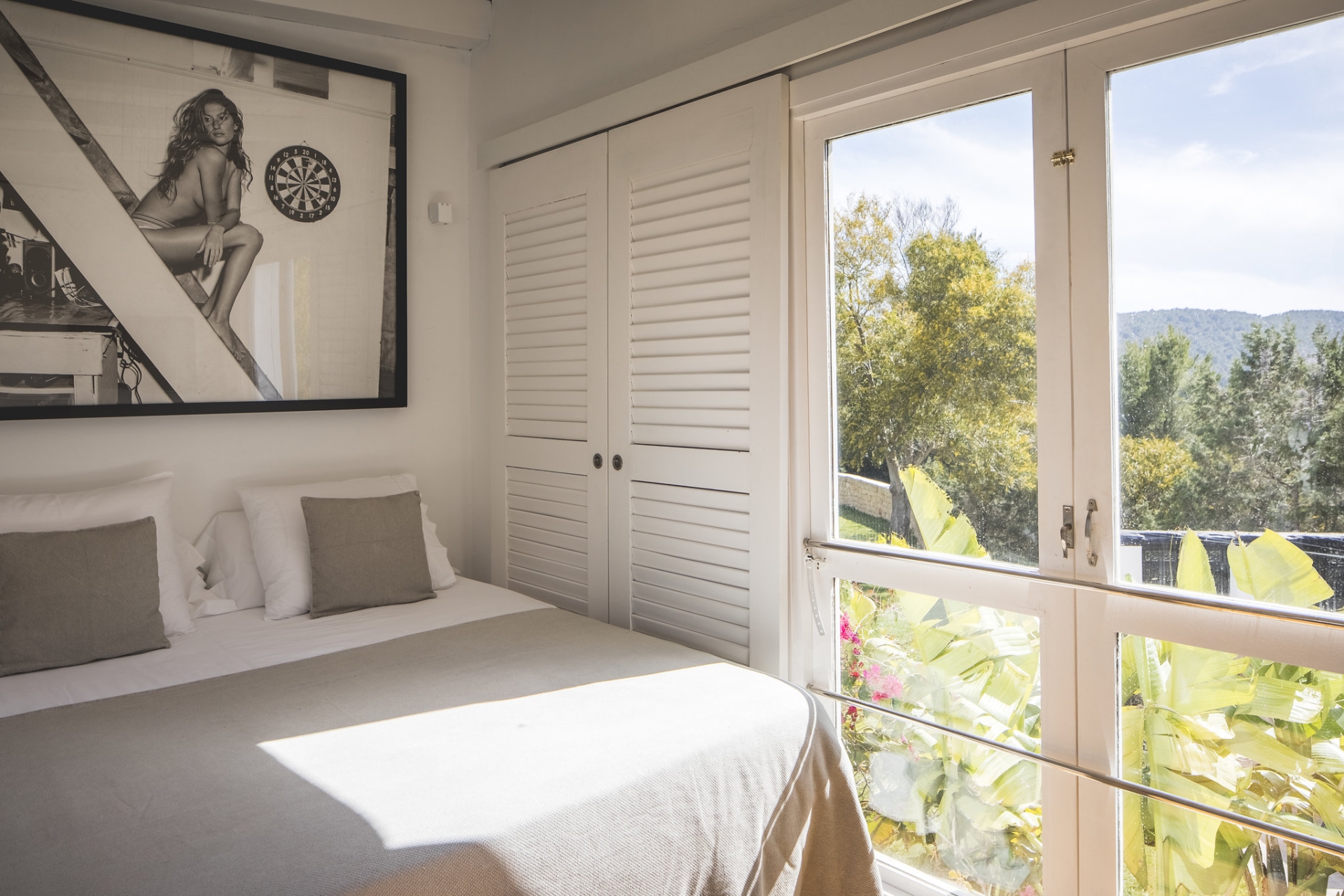 Sophia-mea, Sant Jordi 25